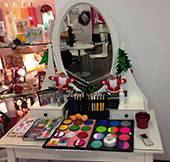       AVON